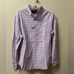 Men’s vineyard vines button up. NWT.